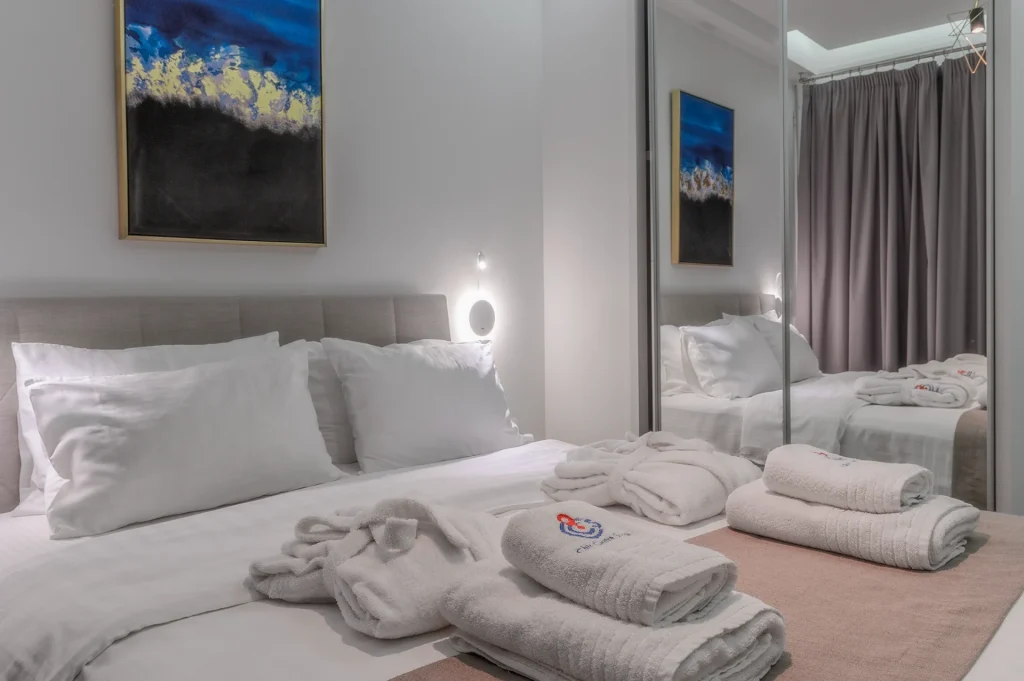 Avra Suite