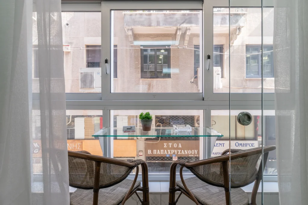 Avra Suite