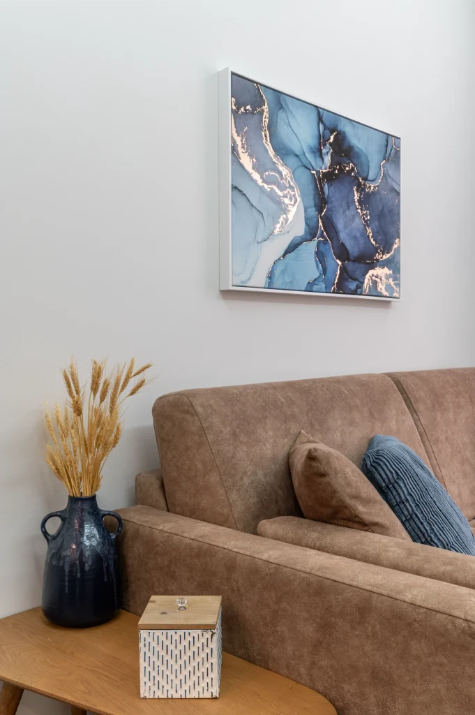 Avra Suite
